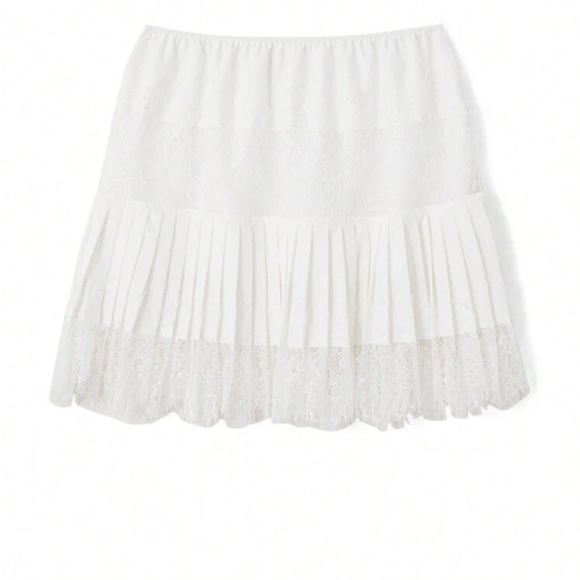 Dresses & Skirts - White Pleated Tiered Skater Mini Skirt